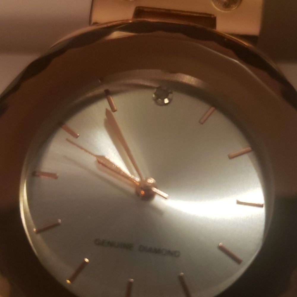 Watch - Picture 2 of 2